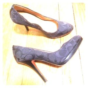 Black Coach pumps